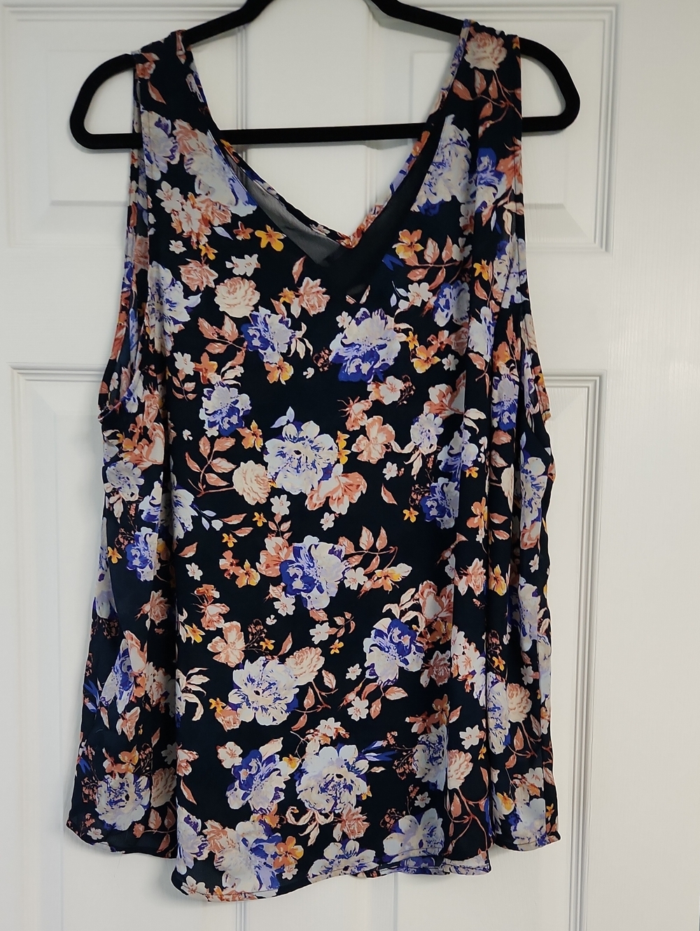 Maurices Navy Floral V‑Neck Cold‑Shoulder Camisole